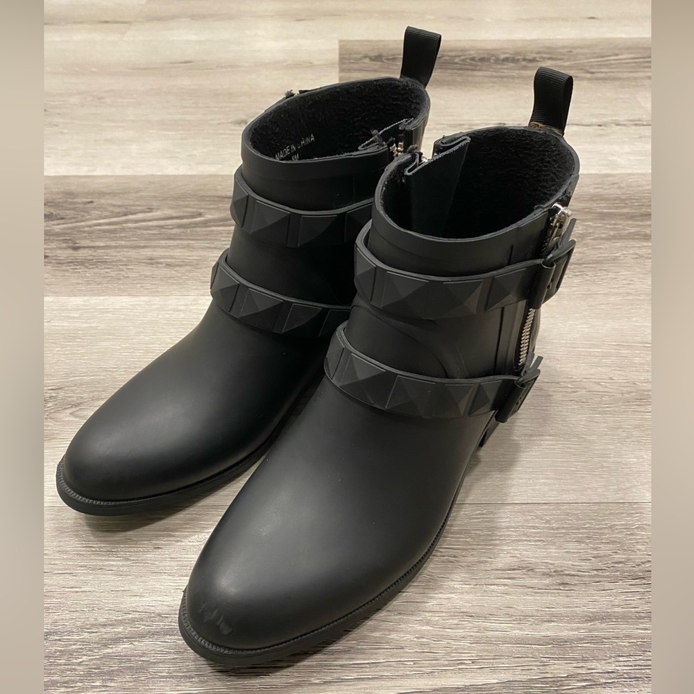 REBECCA MINKOFF Quincy Waterproof Rain Boots/Booties Women’s Size 8 Black - Picture 2 of 14